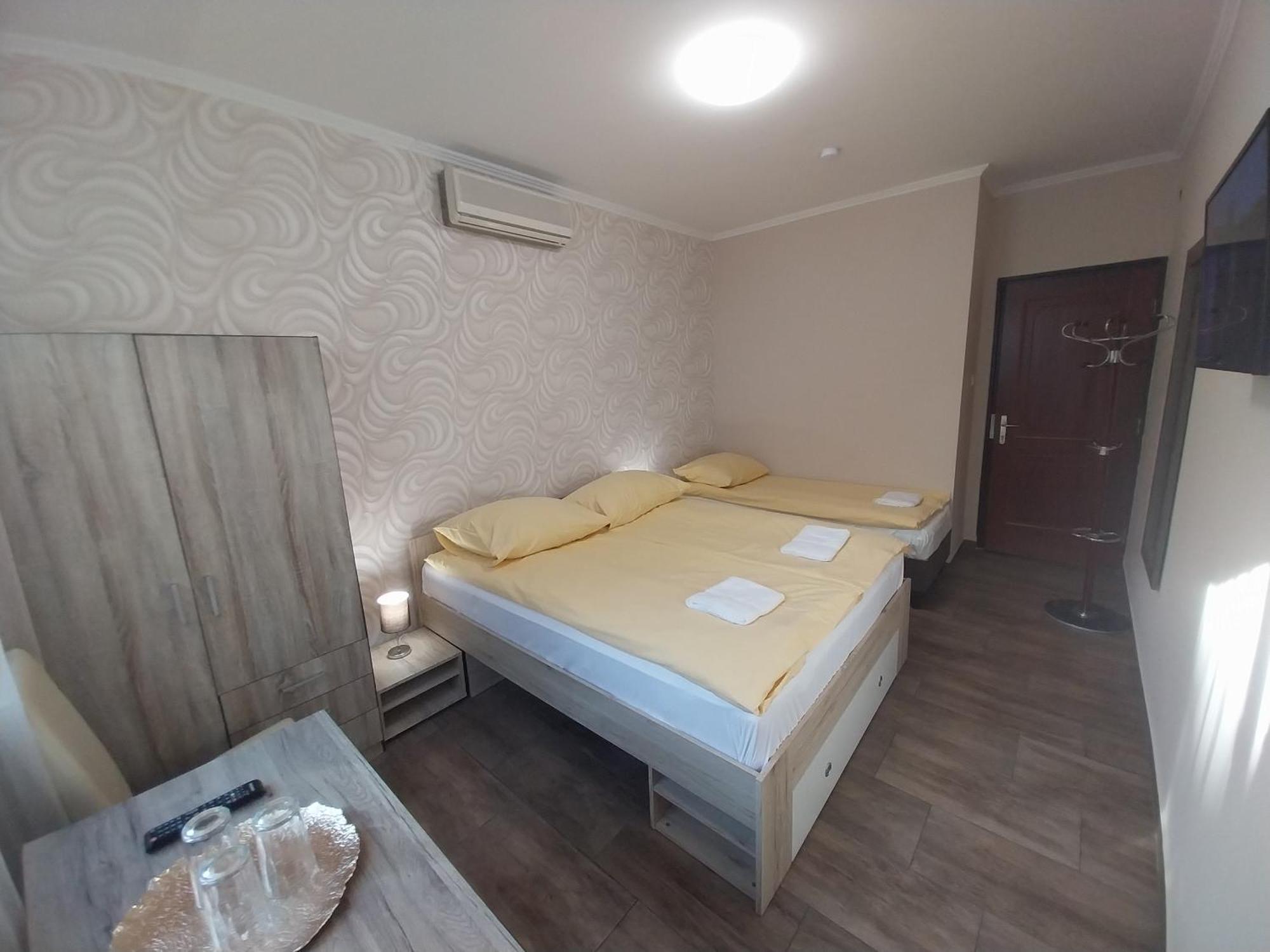 Ferienwohnung Fenyves Vendeghaz - Siófok Exterior foto